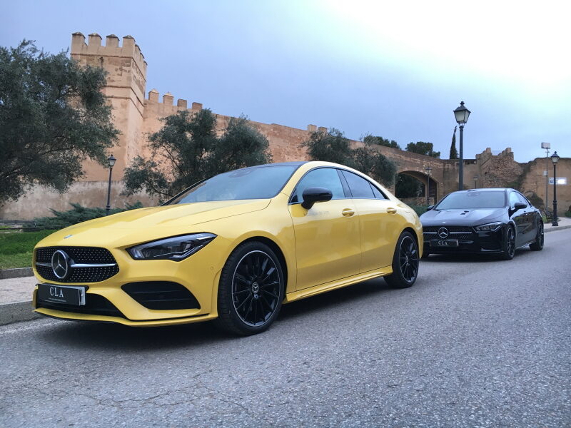 cla coupe amarillo y negro